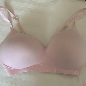 Victoria's Secret Lightly Lined Wireless T Shirt Bra